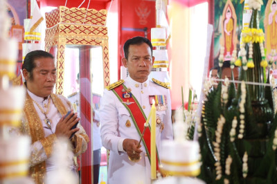 เข้าร่วมพิธีเวียนเทียนสมโภชน้ำพระพุทธมนต์ศักดิ์สิทธิ์ พารามิเตอร์รูปภาพ 1